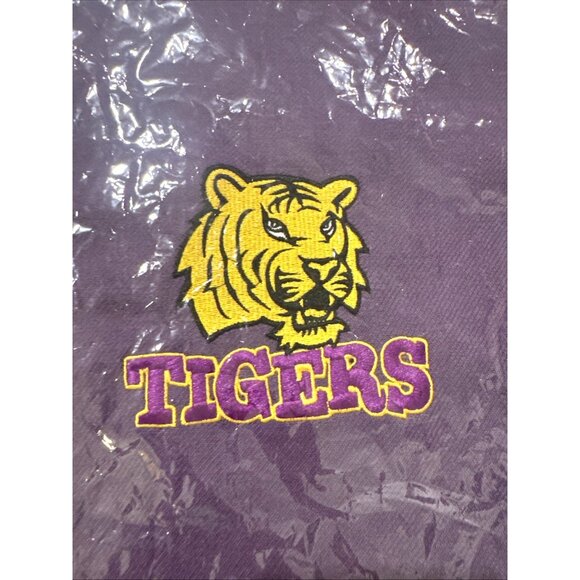 NWT LSU Embroidered Tigers Scarf - Picture 2 of 4